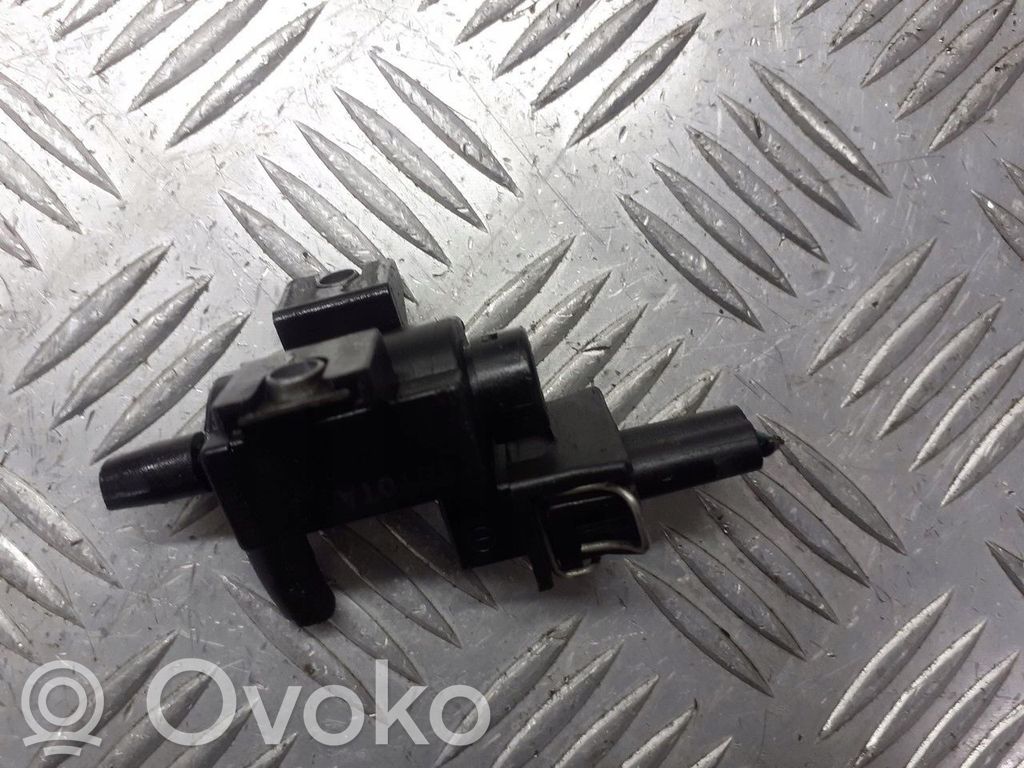 Toyota Avensis T250 Valvola di depressione (usato)