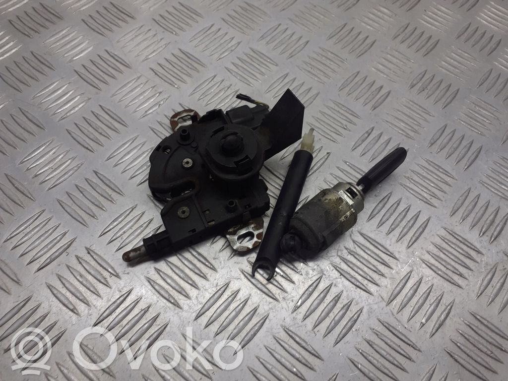 Engine bonnet/hood lock/latch loop/hook