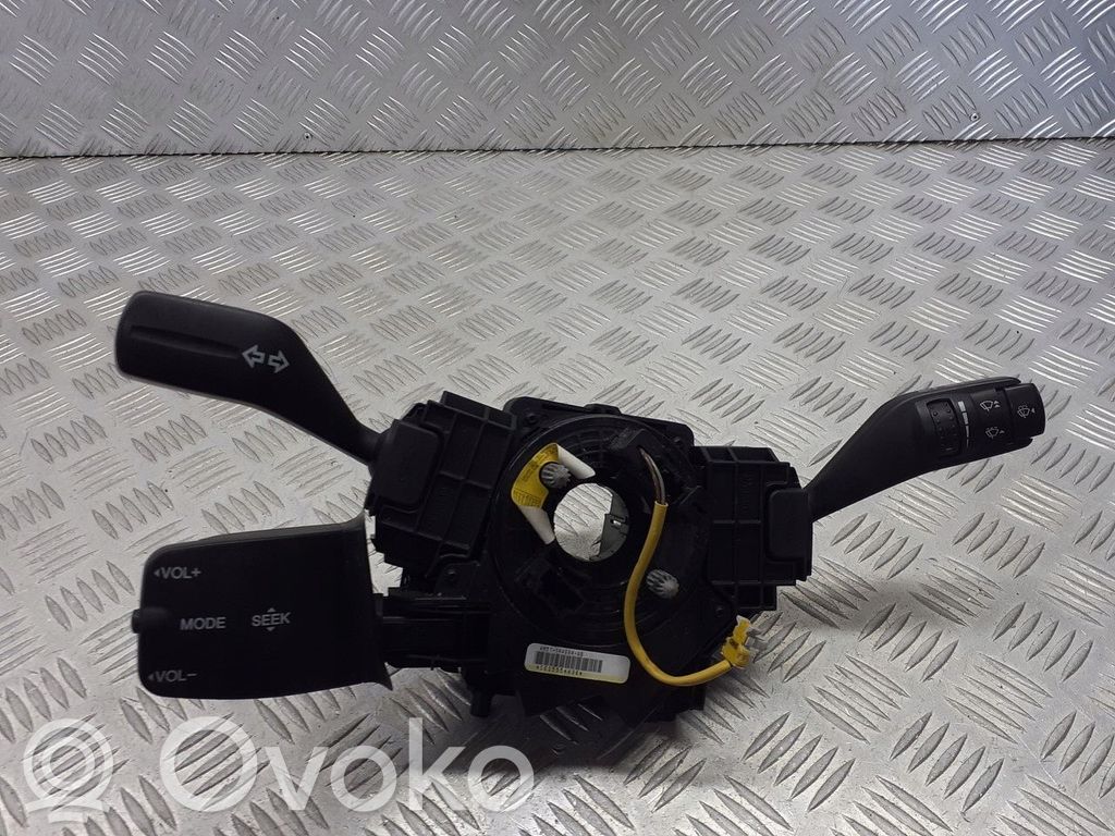 Interruttore fari e tergicristallo   3M5T6475AE