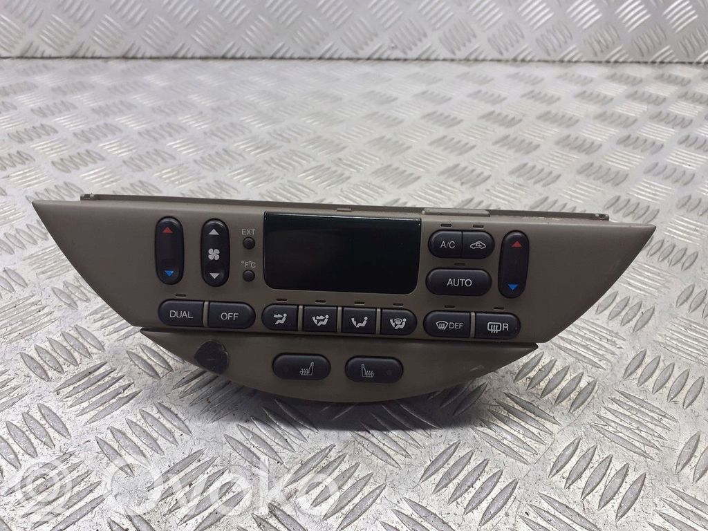 Interruptor de control del ventilador interior   1R8H18C612AA