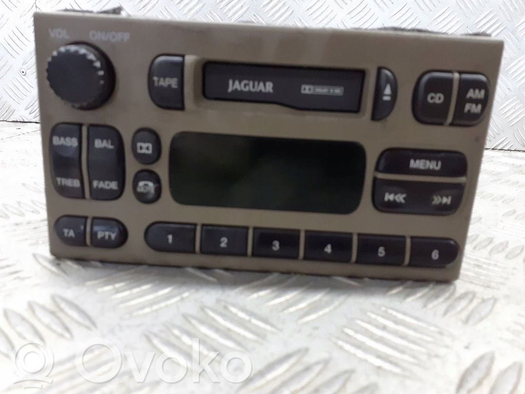 Jaguar S-Type Panel / Radioodtwarzacz CD/DVD/GPS 