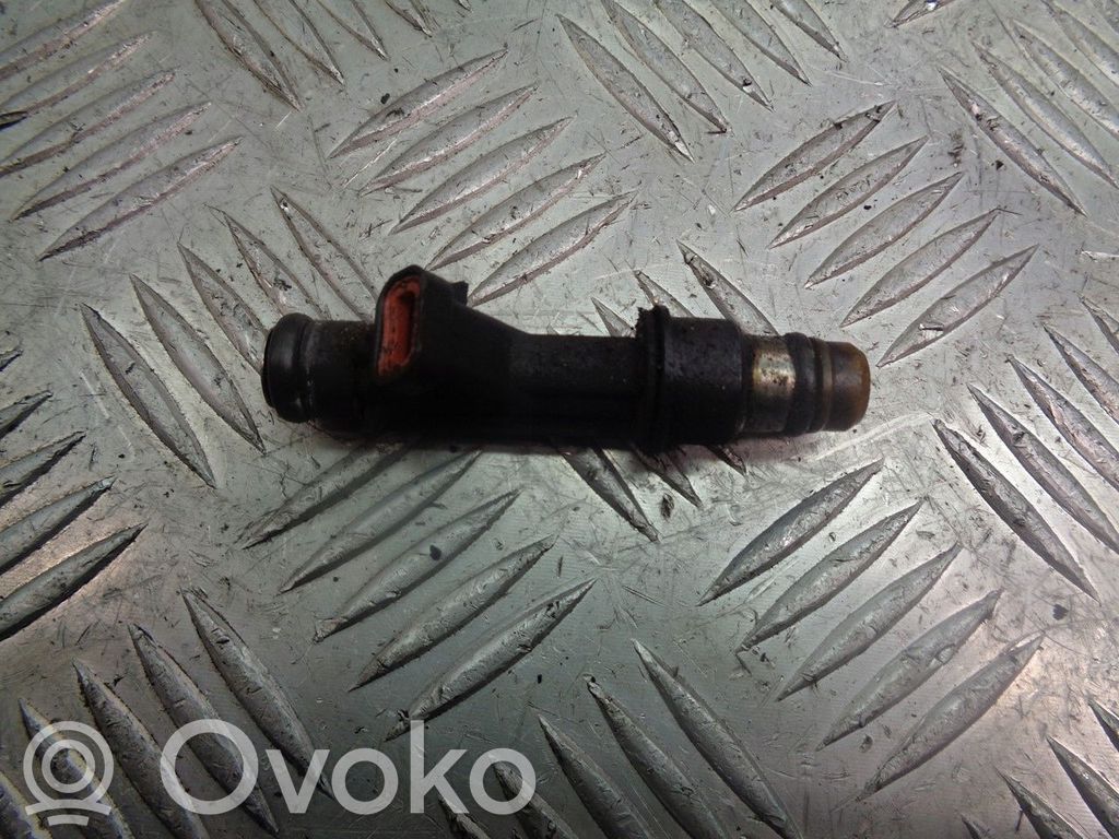 Daewoo Tacuma Juego de inyectores de combustible 