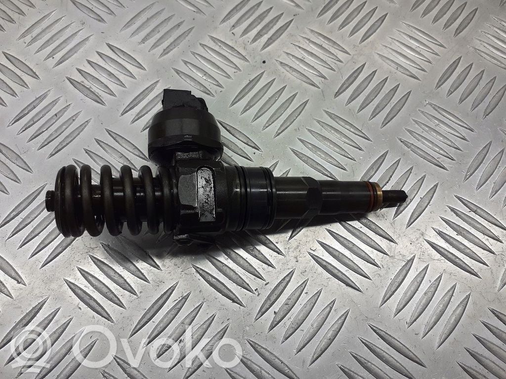 Volkswagen Polo IV 9N3 Set injectoare combustibil 