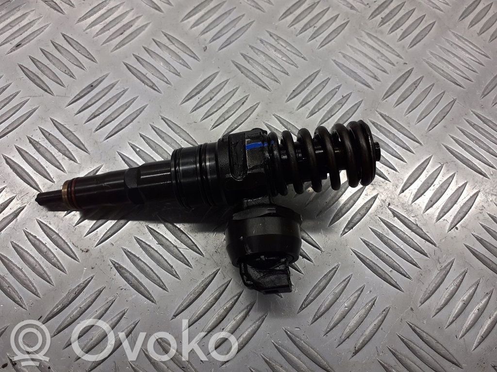 Volkswagen Polo IV 9N3 Set injectoare combustibil 