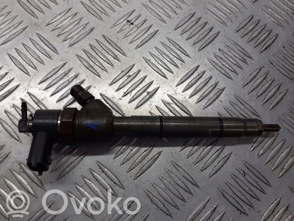 Set injectoare combustibil   338002A400