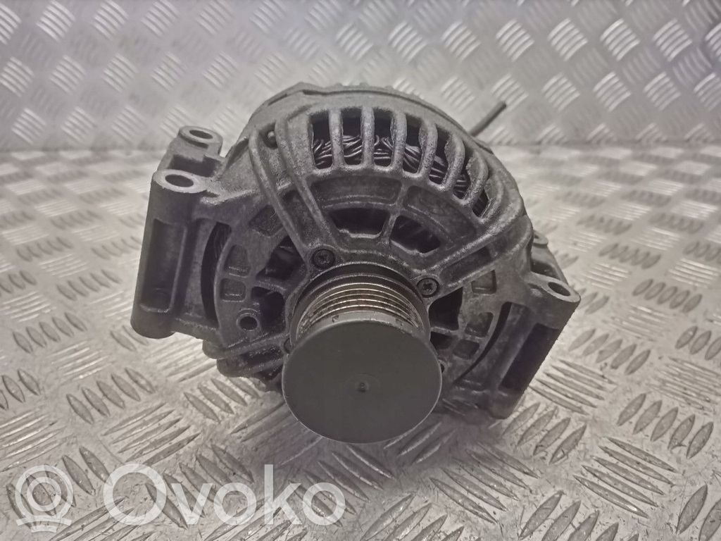 Alternador   A0121546302