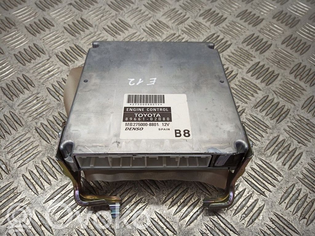 Toyota Corolla E120 E130 Engine control unit/module ECU 
