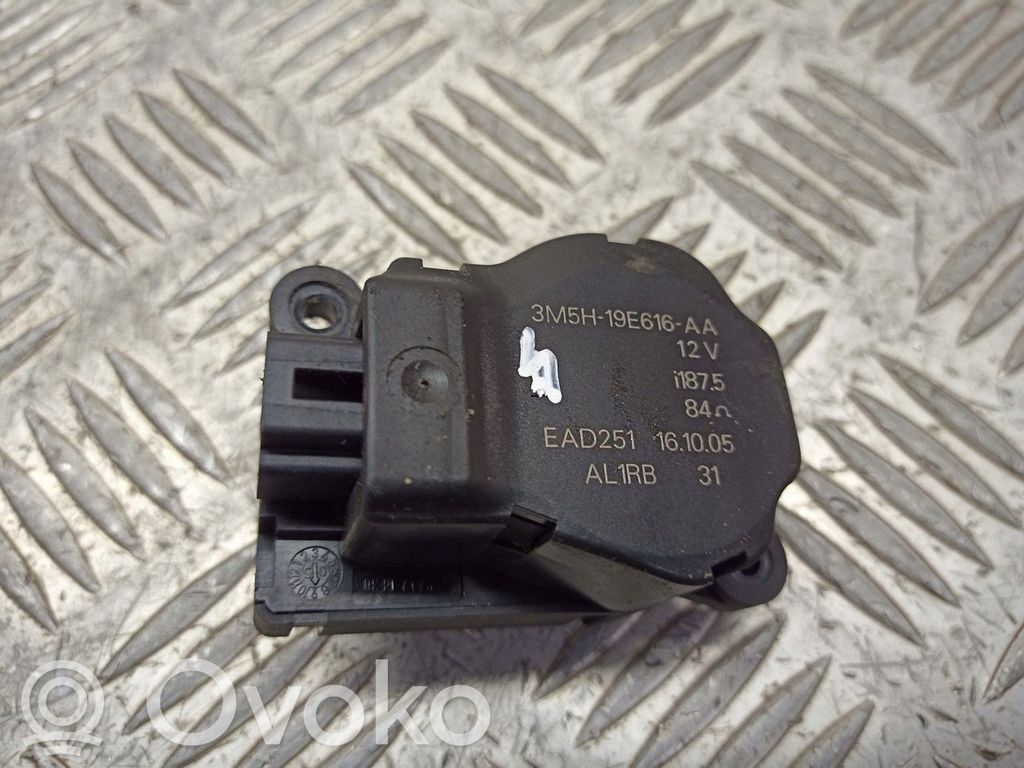Ford Focus C-MAX Motorino attuatore ricircolo aria dell’A/C