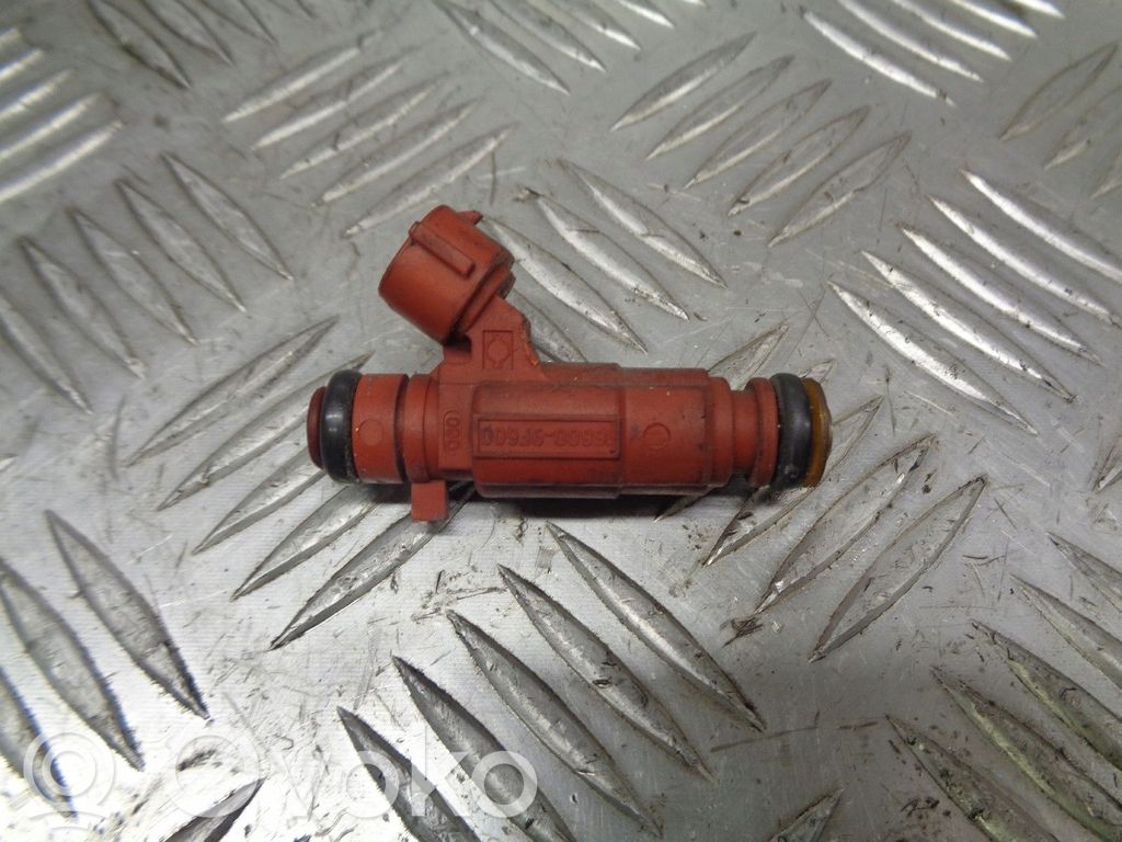 Nissan Almera N16 Set injectoare combustibil