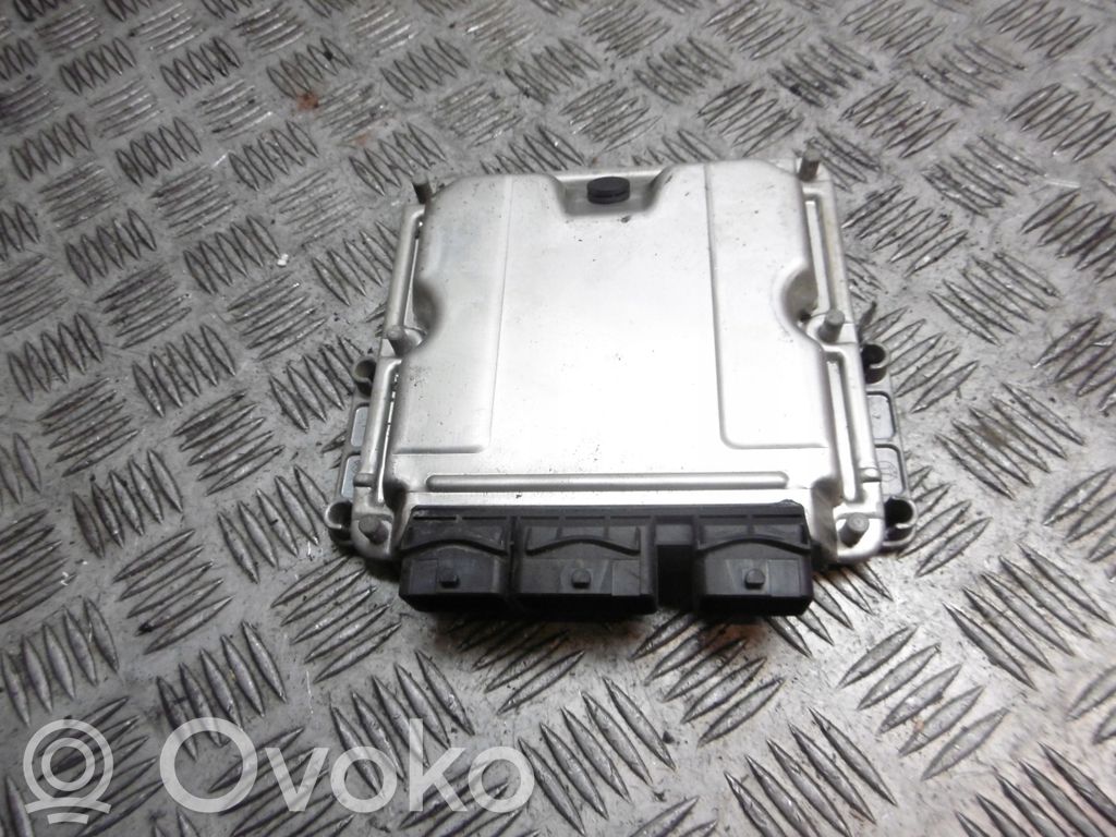 Peugeot 607 Engine control unit/module ECU 
