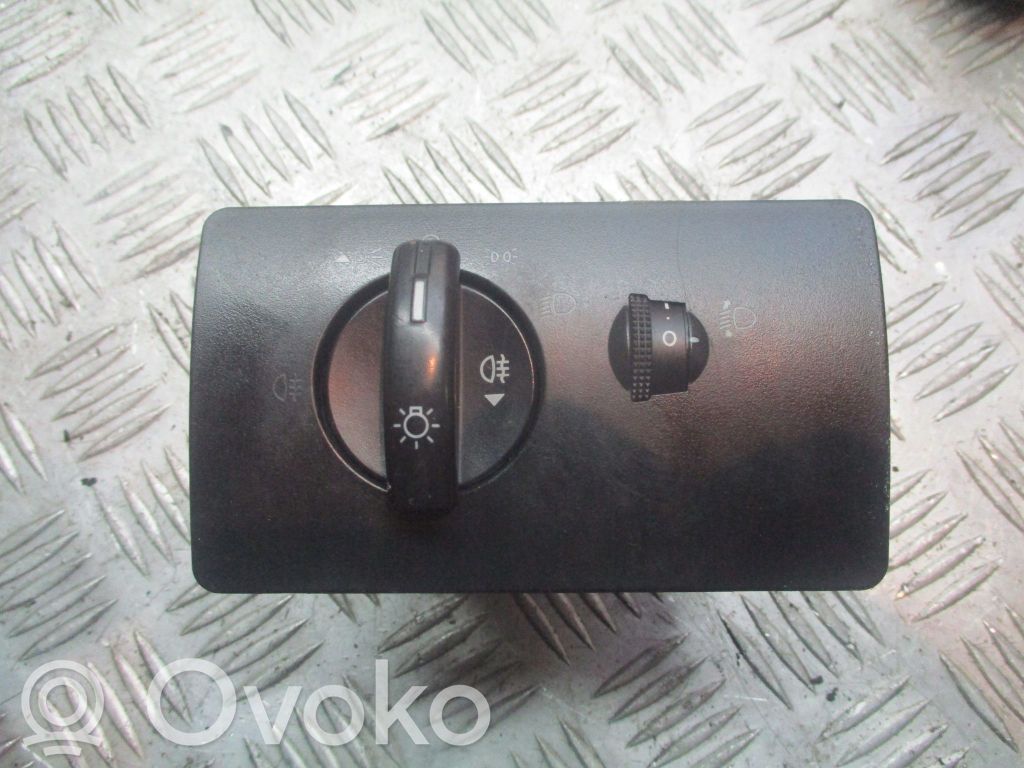 Ford Mondeo Mk III Motor reglare nivel far 