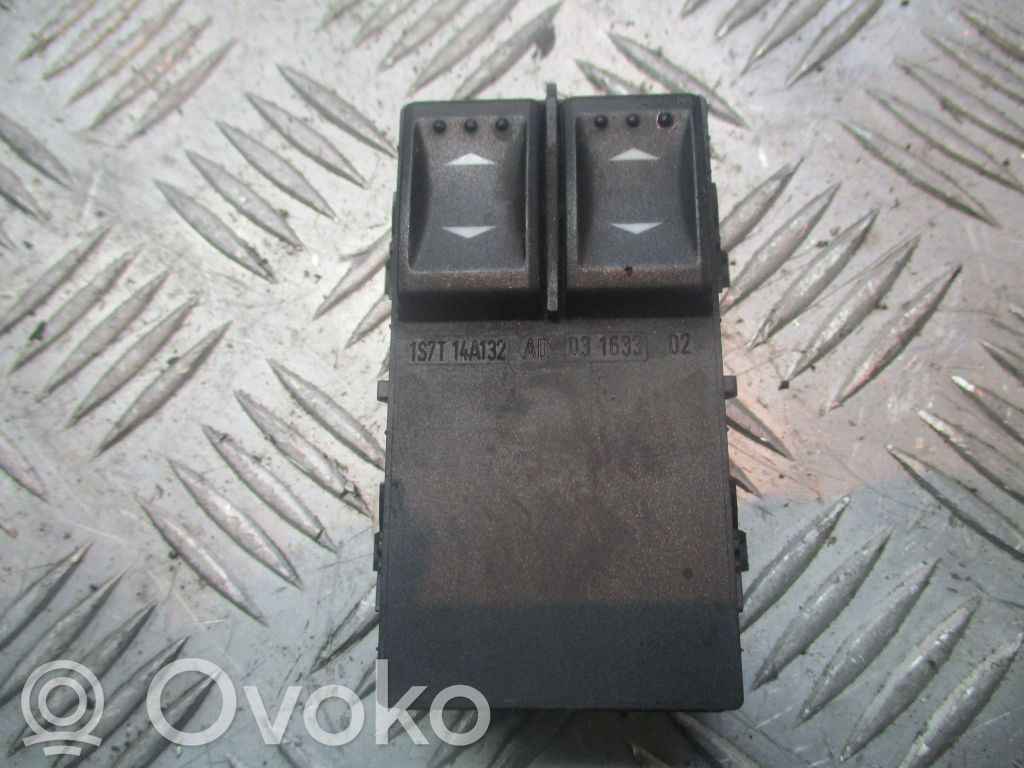 Ford Mondeo Mk III Moldura del interruptor de la ventana de la puerta delantera