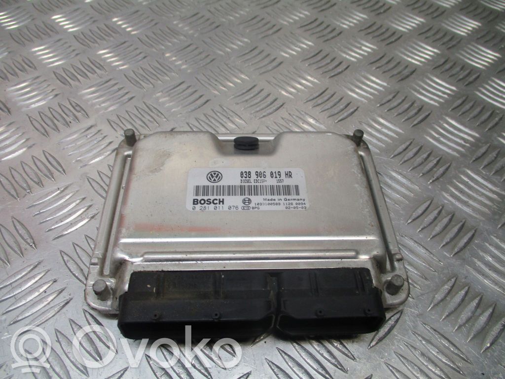 Motorsteuergerät ECU   0281011076