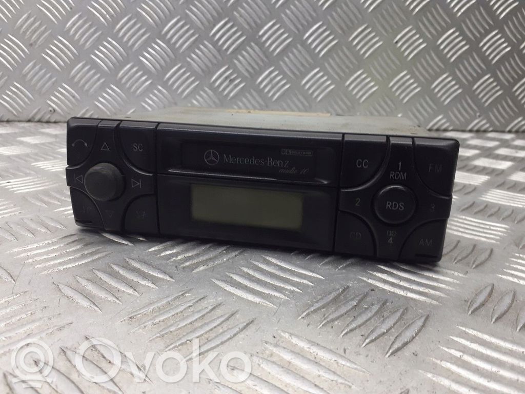 Mercedes-Benz Vaneo W414 Unità principale autoradio/CD/DVD/GPS