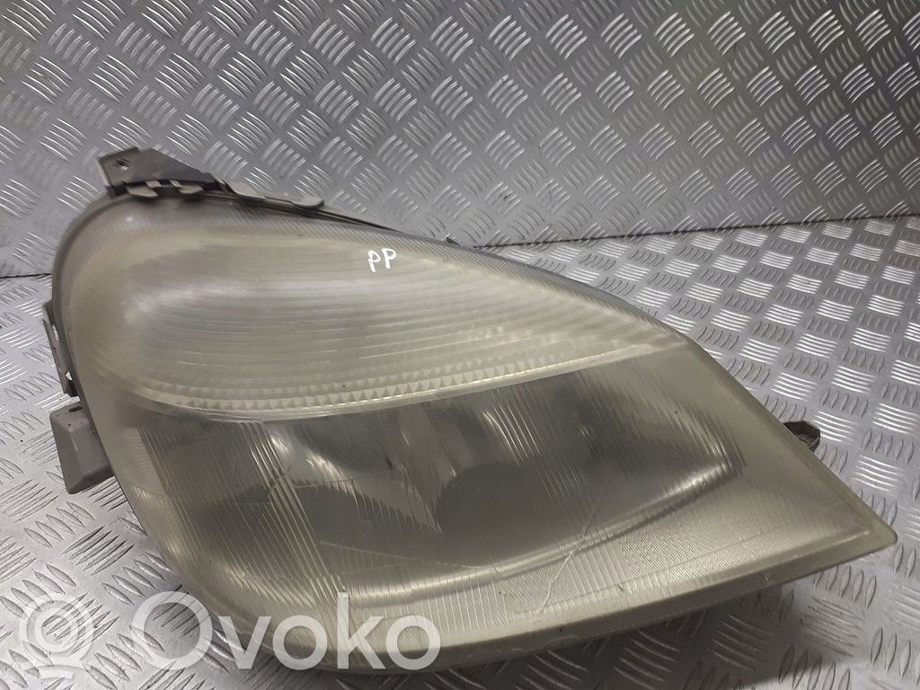 Mercedes-Benz Vaneo W414 Far 