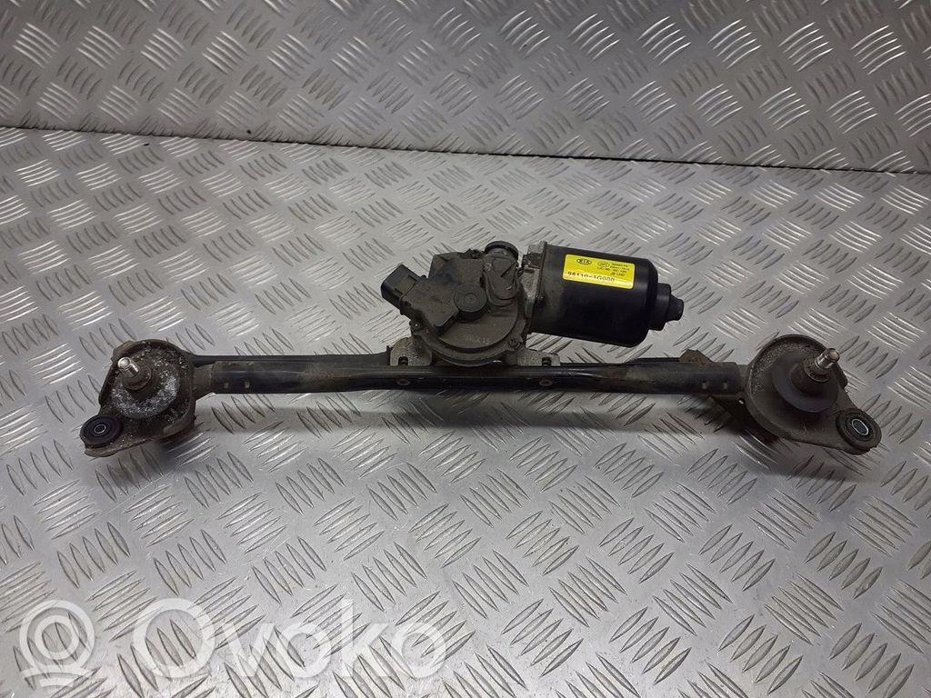 Hyundai Accent Etupyyhkimen vivusto 