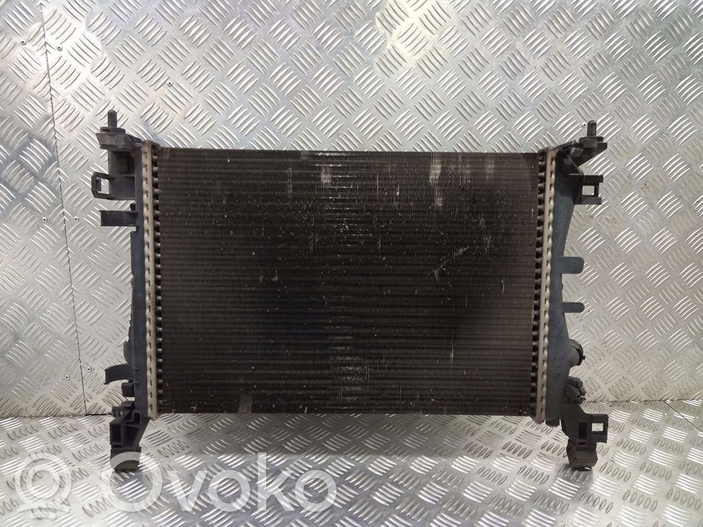 Opel Corsa D Jäähdytinsarja 