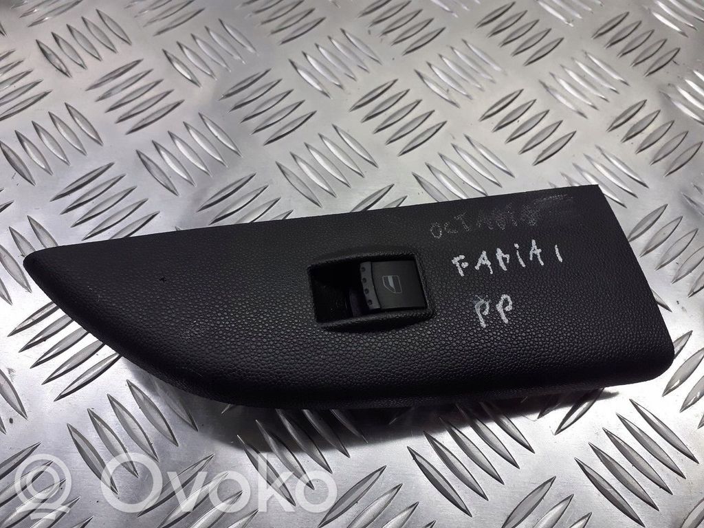 Skoda Fabia Mk1 (6Y) Interruptor de la ventanilla de ventilación 