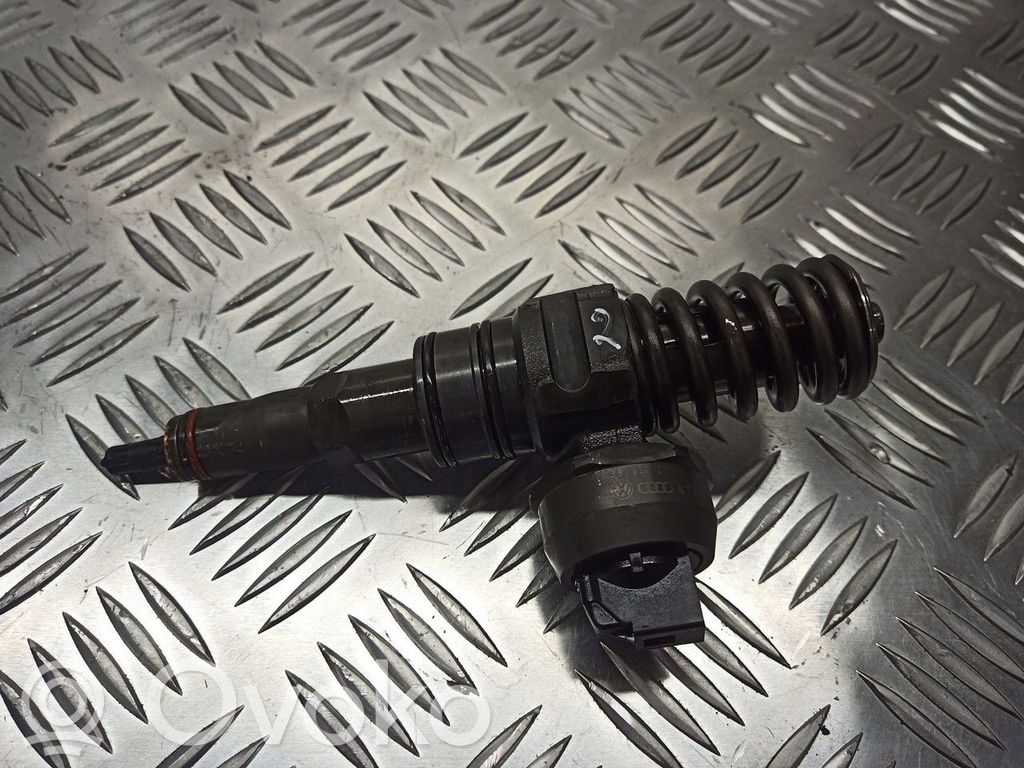 Set injectoare combustibil   038130073