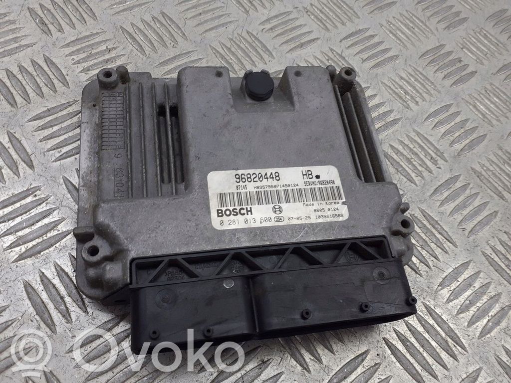 Chevrolet Lacetti Unidad de control/módulo ECU del motor 