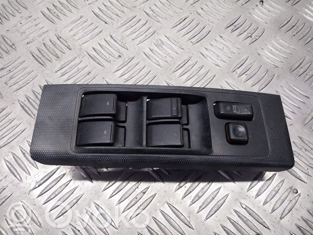 Toyota Corolla Verso AR10 Support bouton lève vitre porte avant
