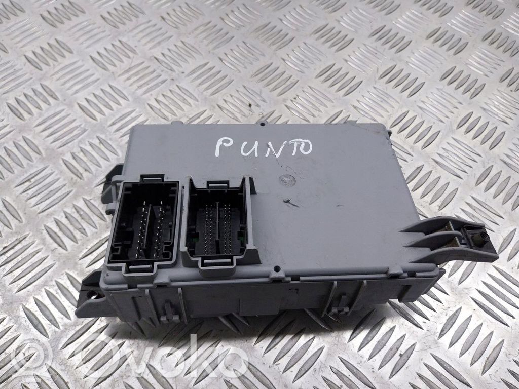 Fiat Grande Punto Coperchio scatola dei fusibili