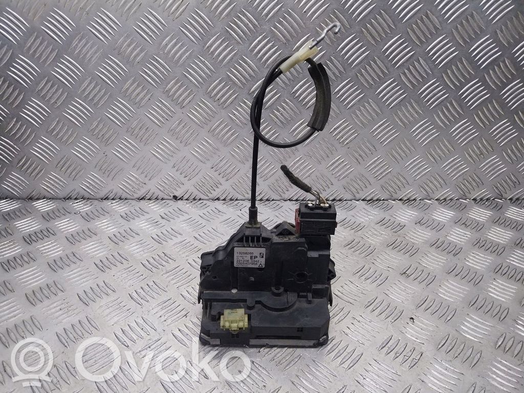 Opel Corsa D Galinių durų spyna 