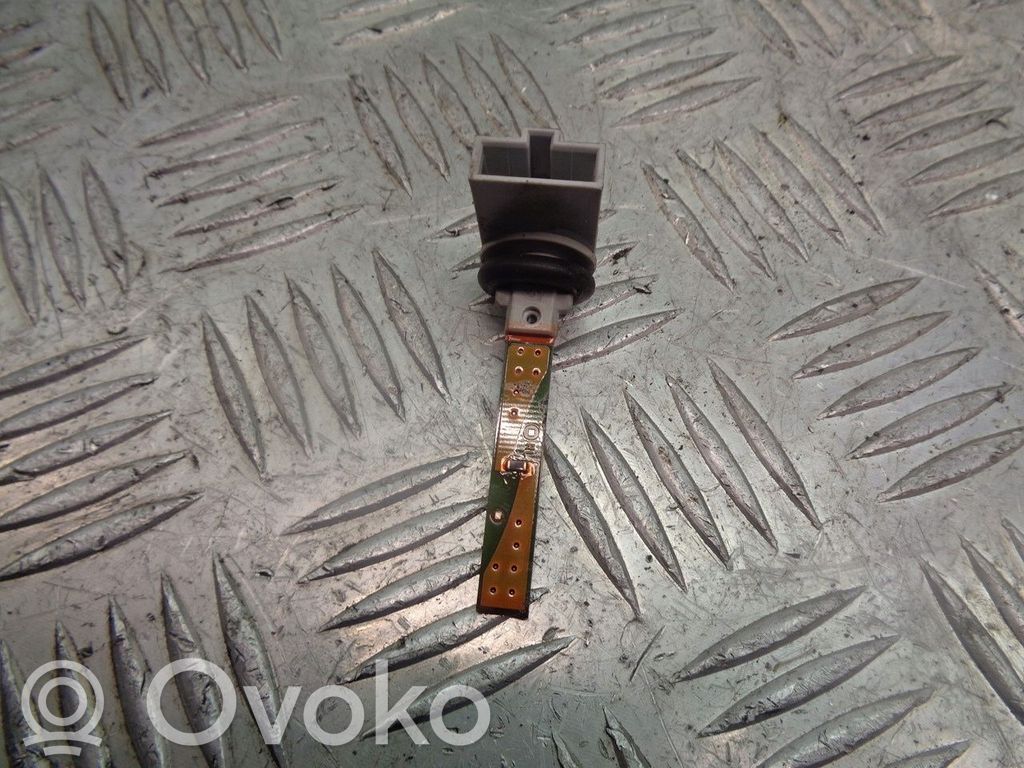 Volkswagen Golf V Sensor de temperatura de la toma de aire 
