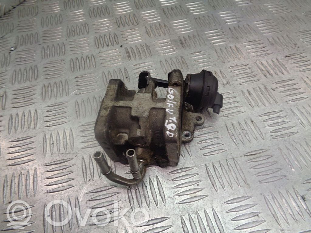Válvula EGR   03G131063E
