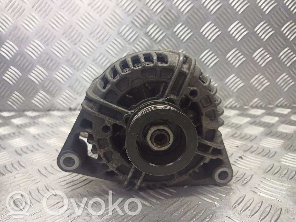 Opel Astra H Generatore/alternatore 