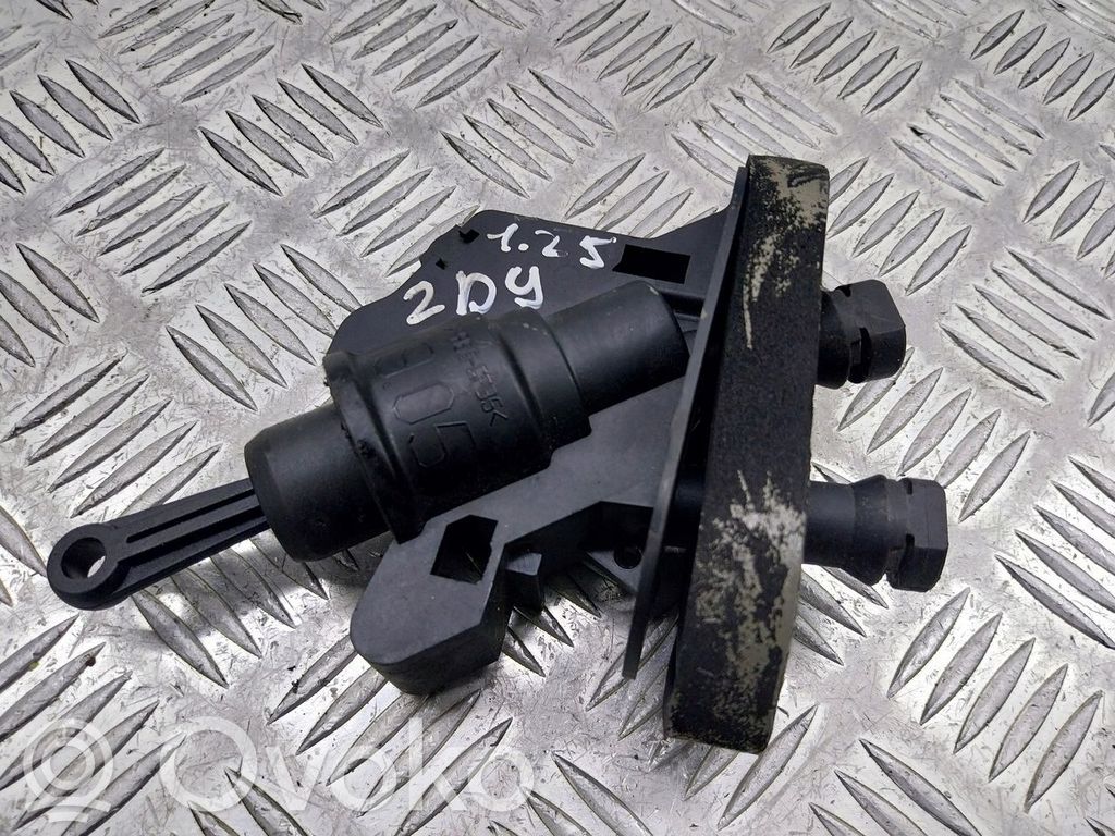 Mazda 2 Cilindro secondario del cuscinetto di rilascio della frizione 