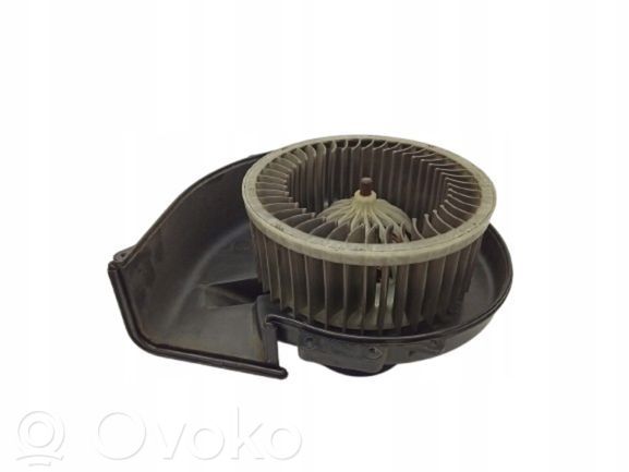 Volkswagen Polo IV 9N3 Motore per ventilatore porta anteriore