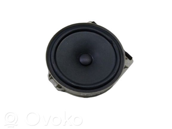 Honda CR-V Subwoofer 