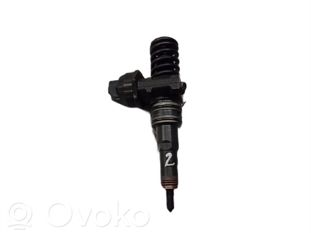 Injector combustibil   038130073AG