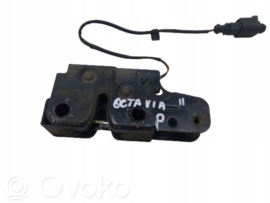 Skoda Octavia Mk2 (1Z) Anello/gancio chiusura/serratura del vano motore/cofano 
