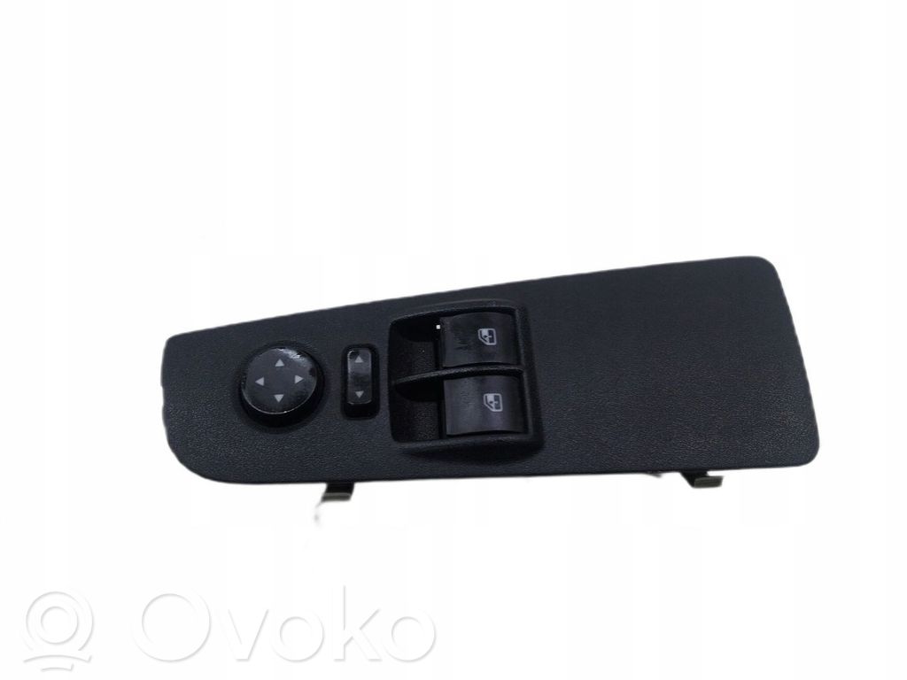 Fiat Bravo Ramă comutator geam ușă față 