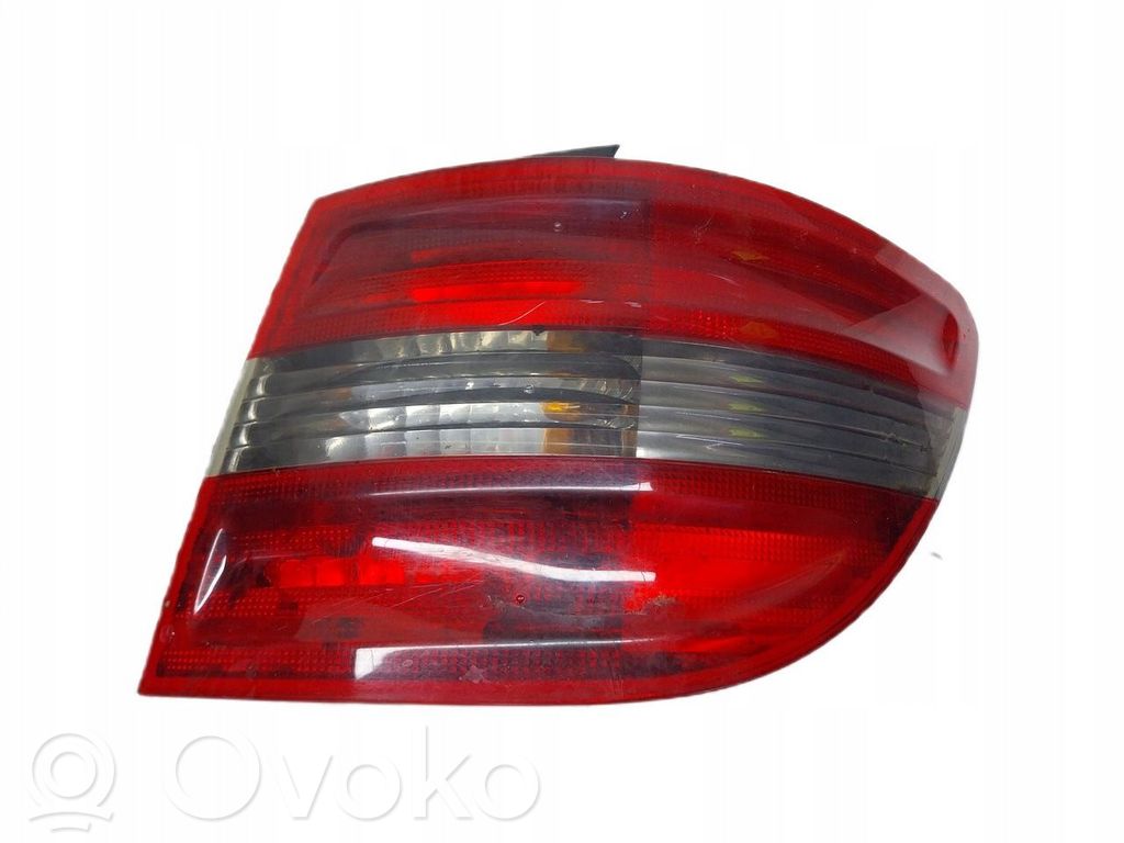 Mercedes-Benz B W245 Odblask lampy tylnej 