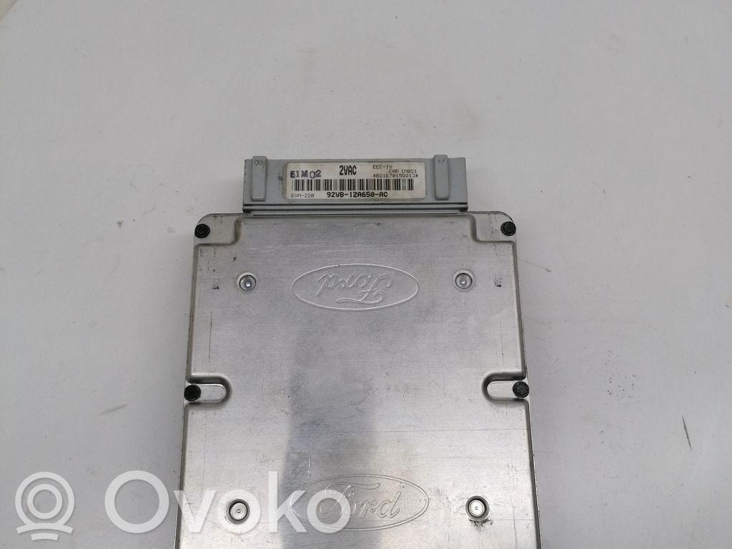 Ford Transit Variklio valdymo blokas 