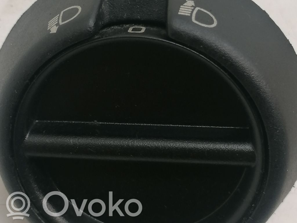 Renault Master II Headlight level height control switch 