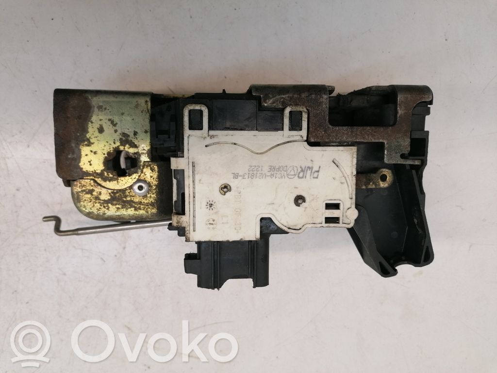 Ford Transit Priekšpusē slēdzene 