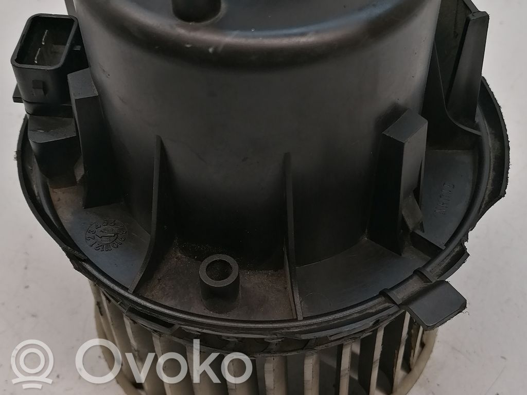 Ford Transit Mazā radiatora ventilators 