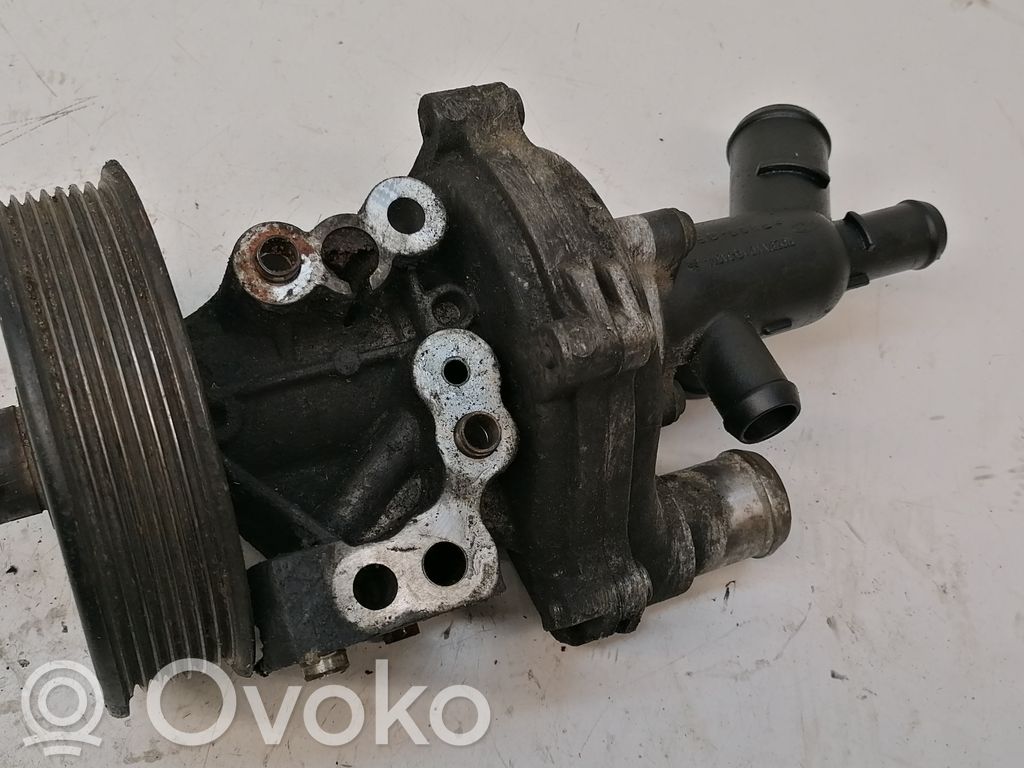 Ford Transit Vesipumppu 