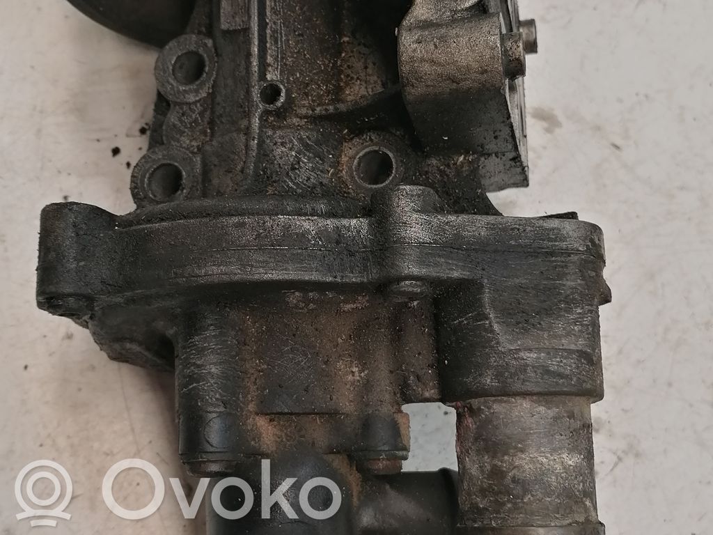 Ford Transit Vesipumppu 
