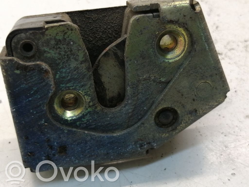 Ford Transit Slankiojančių durų spyna 