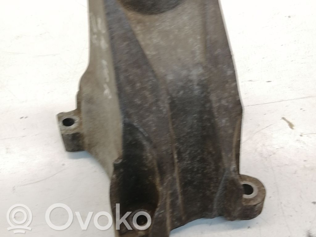 Ford Transit Engine mounting bracket 