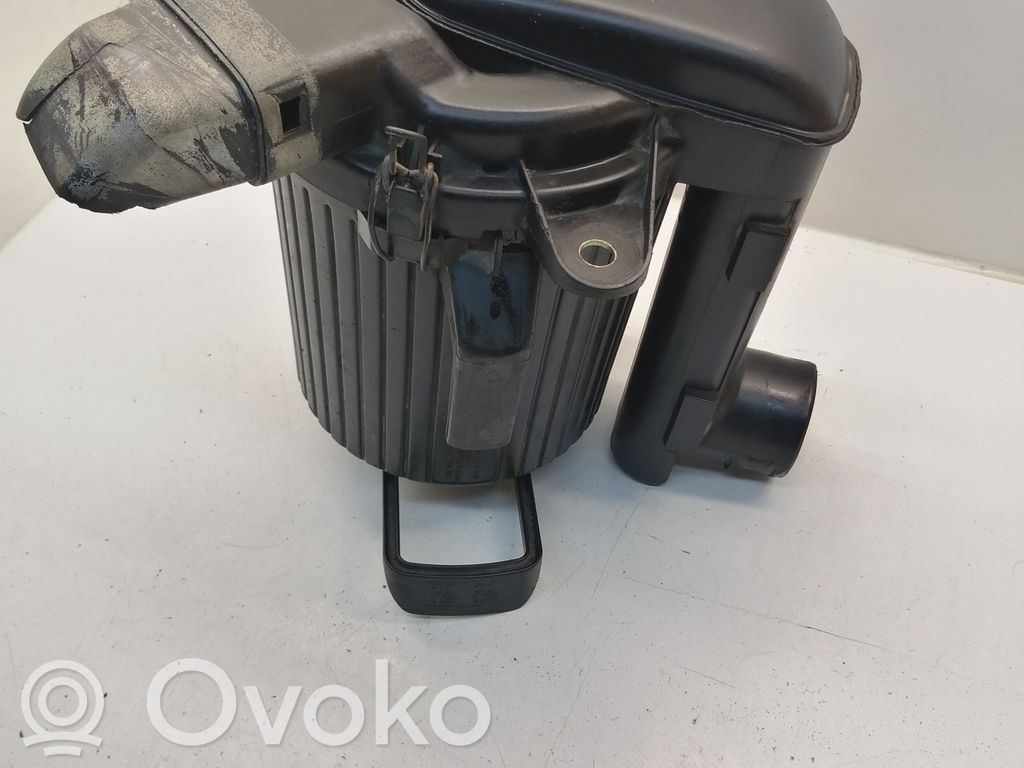 Volkswagen Transporter - Caravelle T4 Obudowa filtra powietrza 