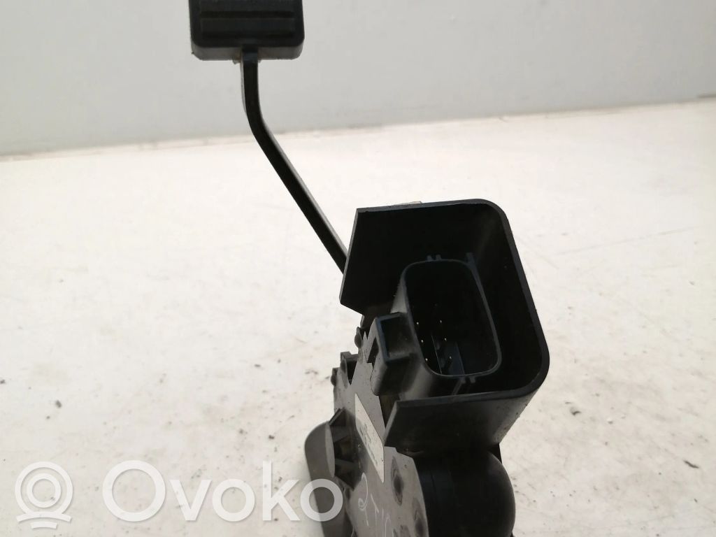 Akceleratoriaus pedalas   YC159F836BD