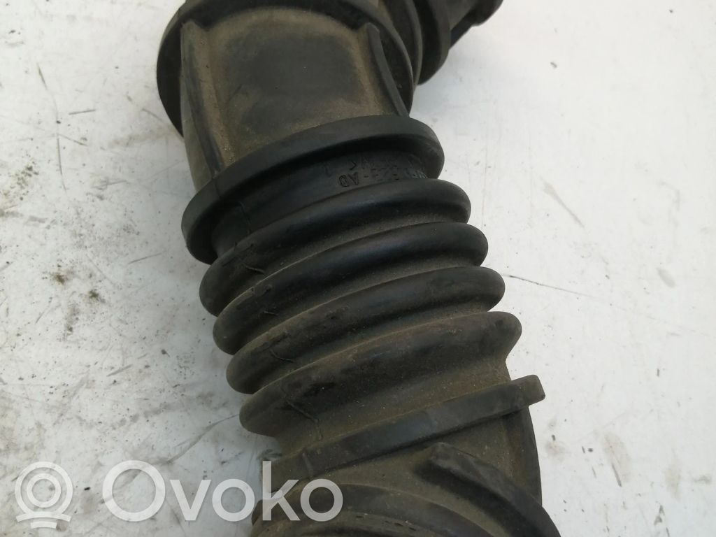 Ford Transit Oro paėmimo kanalo detalė (-ės) 