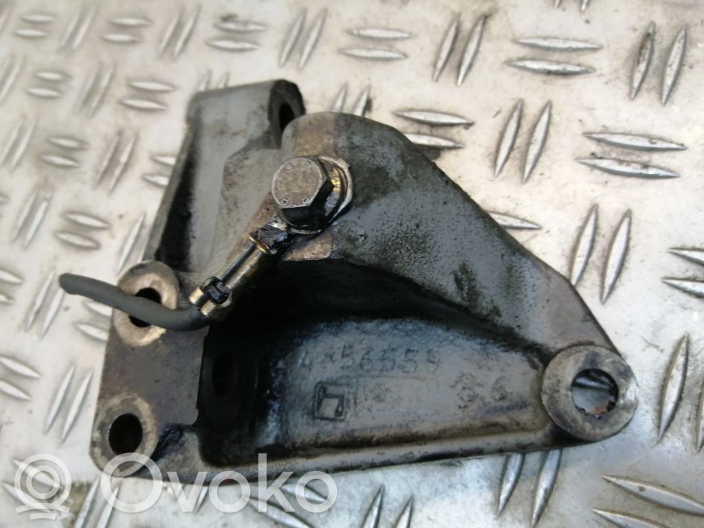 Engine mounting bracket   4856559