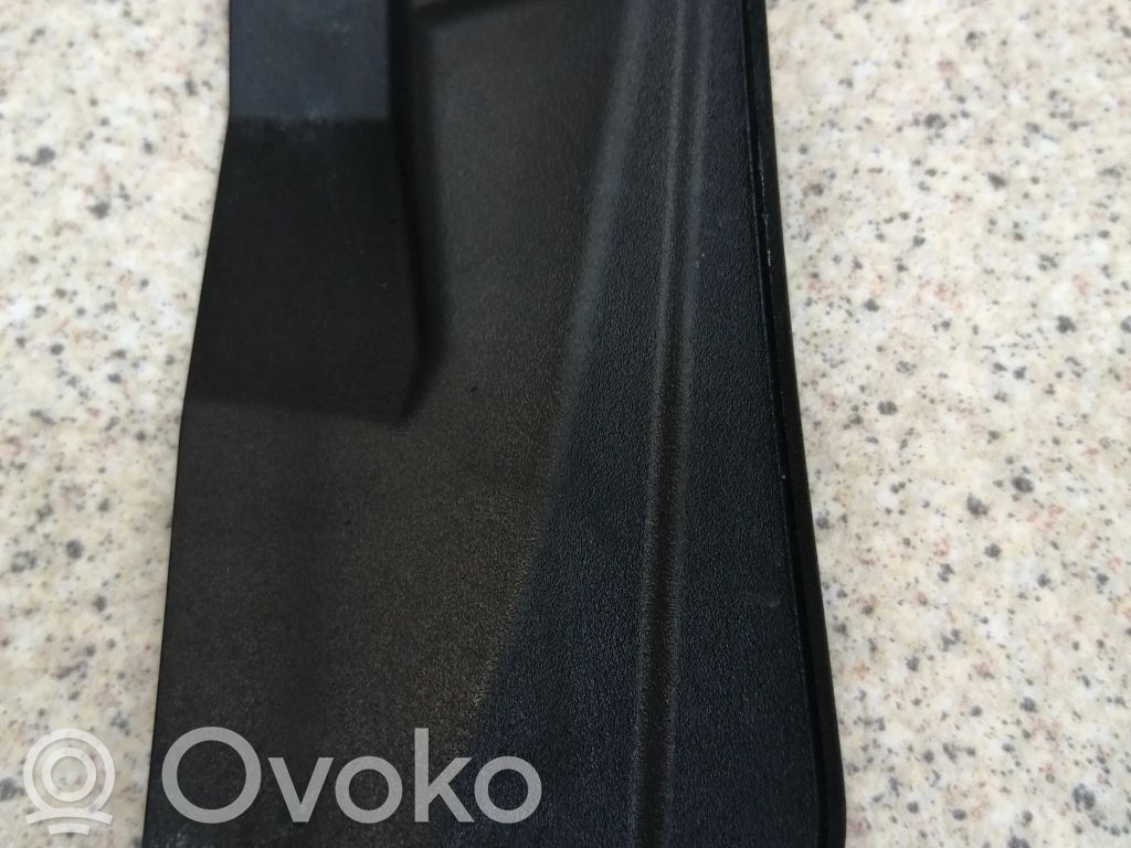 Opel Corsa F Guardabarro trasero 